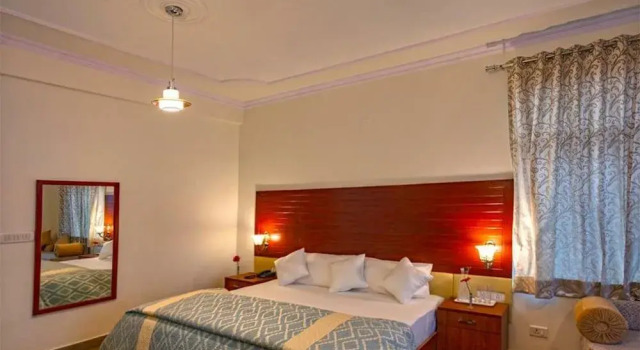 Evelyn, Rezervovat Hotel Mussoorie Uttarakhand