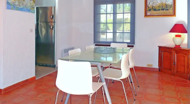 Characteristic Villa a Short Distance From Sainte-maxime and Saint-tropez