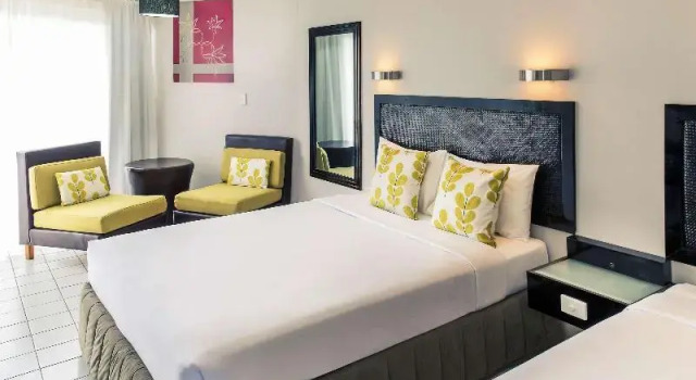 Standard Doppel Zimmer Mercure Nadi