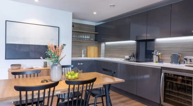 The Wandsworth Wonder - Lovely 3bdr With Balcony and Study Room