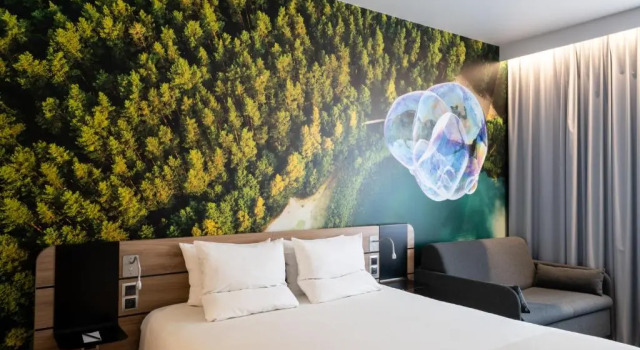 Двухместный номер Superior Novotel Vilnius Centre