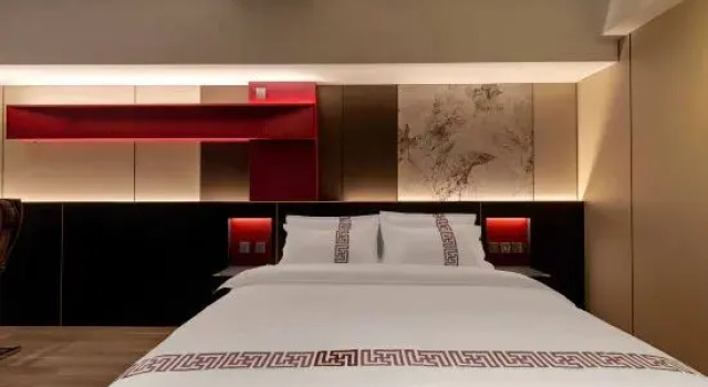 Семейный люкс Namo Haitang High-altitude City-view Hotel (Shenyang Xita Food Street)