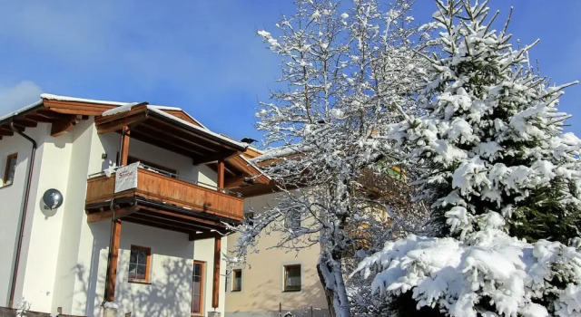 Charming Holiday Home in Westendorf With Sauna, Prenota Casa vacanze Hotel a Tirolo con parcheggio, Parcheggio