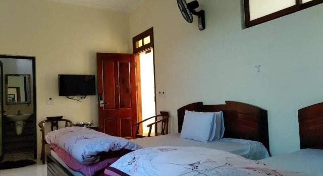 Guesthouse 51, Prenota Hotel Hotel a Dien Bien con parcheggio, Parcheggio