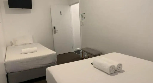 Garden Hotel, Забронировать Отель Отели Даббо 3 звезды, рядом с Dundullimal, 3*