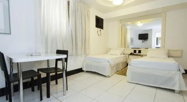 Augustus Hotel