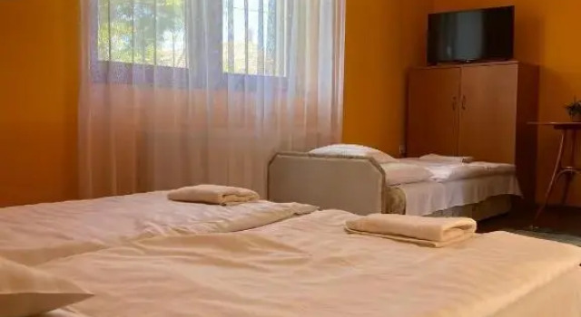 Двухместный номер Standard с видом на сад Apartman Dóra
