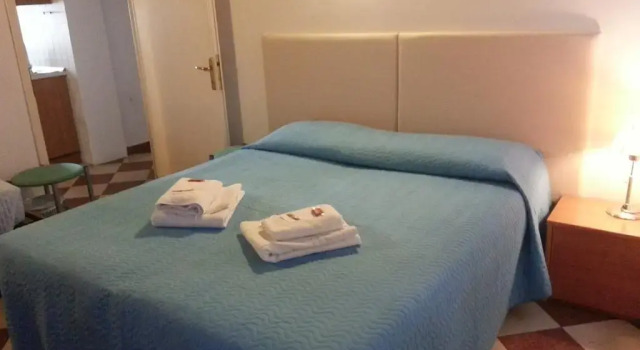 Veneziacentopercento Rooms, Забронировать Отель Недорогие отели Кастелло, недорого