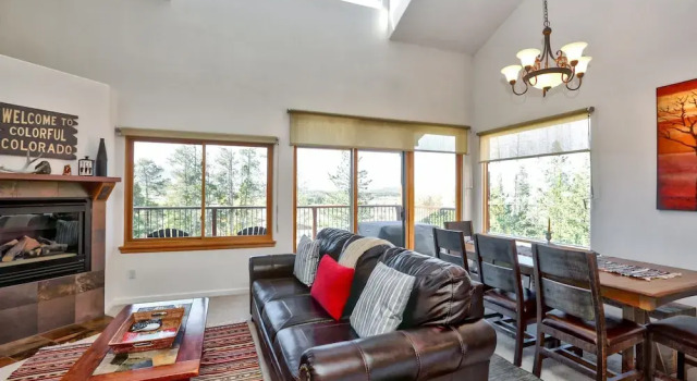 Condo on Shuttle Route 3 Bedrooms 4 Bathrooms Condo, จอง อพาร์ทเมนท์ Fraser Winter Park - Fraser, ใกล้ ลานสกีโคโลราโดแอดเวนเจอร์ปาร์ค