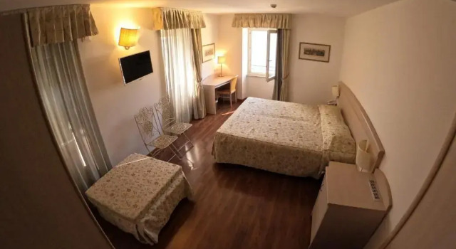 Двухместный номер Standard с видом на озеро Hotel San Marco
