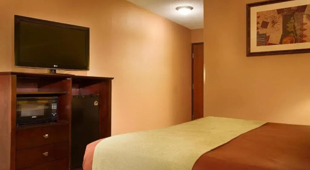 Номер Standard Best Western PLUS Executive Inn