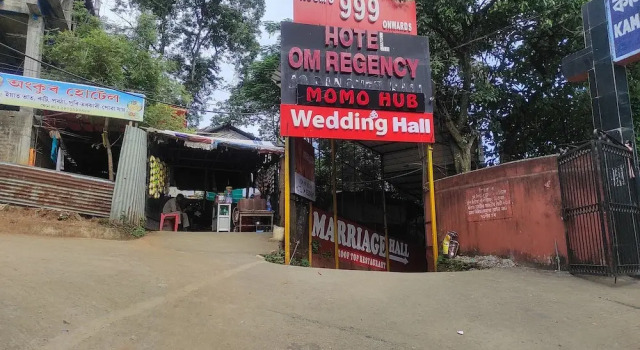 Hotel Om Regency