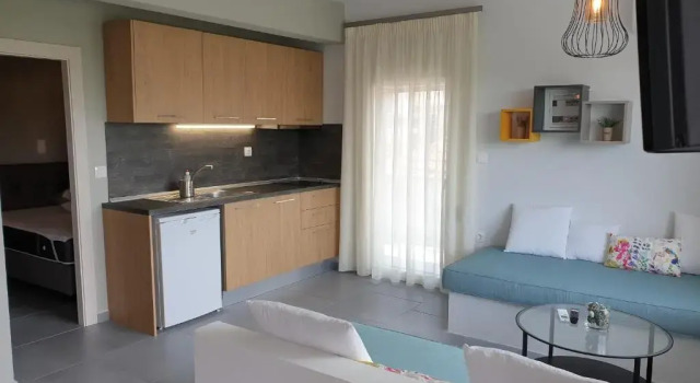 Апартаменты Цокольный этаж Notos apartment