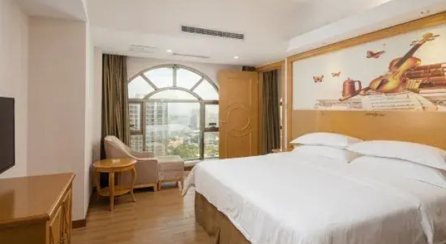 Люкс с видом на море Vienna Hotel (Shanwei Honghaiwan)