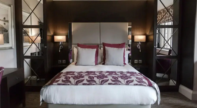 Номер Classic Abbey House Hotel