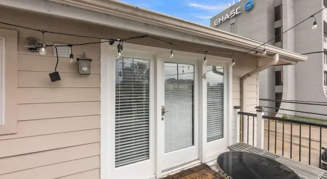 Comfy Apt 4 In Historic Museum District 1 Bedroom Duplex