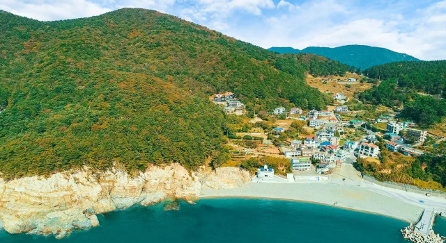 Geojae Yeowool Aegyun Pension