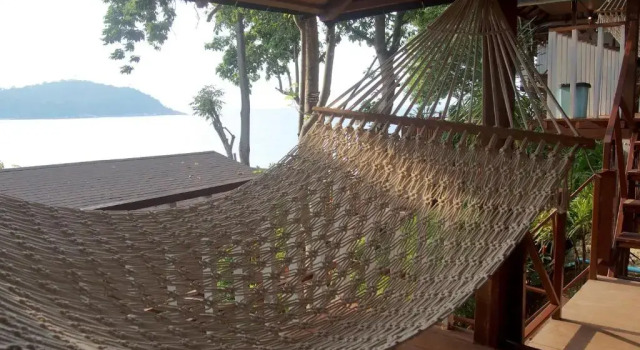 Двухместный номер Deluxe с балконом и с видом на море Chareena Hill Beach Resort