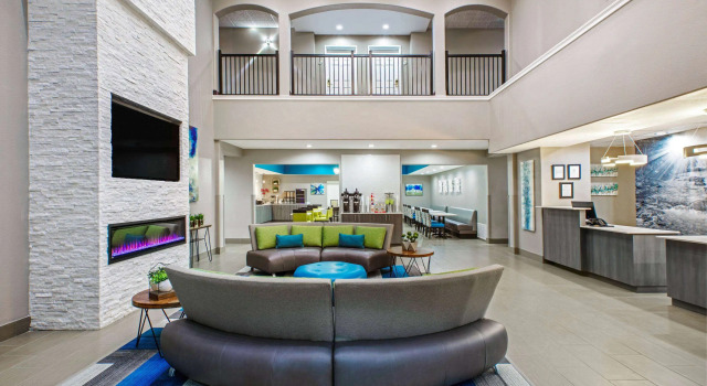 La Quinta Inn & Suites by Wyndham Sulphur Springs