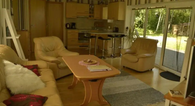 Mere Holiday House, Reserva ahora Hotel Salme 