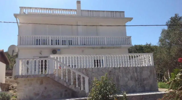 Guest House "Paradise"