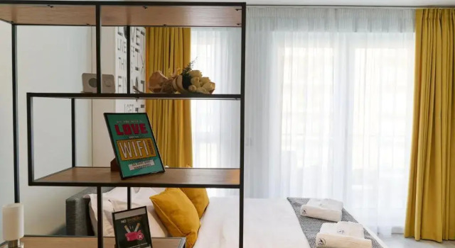 Color Studios in Nord10 - Pool & playground, Prenota Appartamento Hotel a Mamaia-Sat con piscina, Piscina
