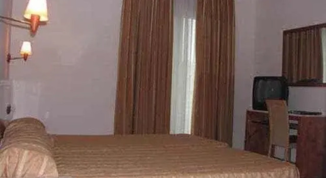 Xurin, Buchen Sie Hotel Cardedeu Vallès Oriental