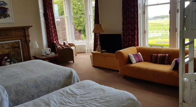 Номер Standard Arden House - rooms with continental breakfast