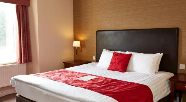 Двухместный номер Standard Red Lion Hotel by Greene King Inns
