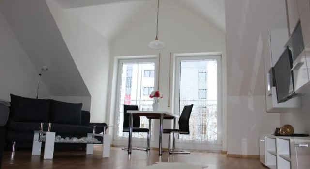 Апартаменты ZV-Scholtz Burghausen, Mozartstr.15 AP-52