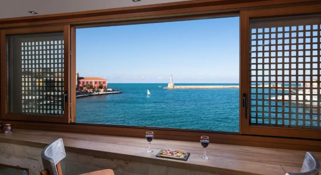 Люкс с видом на море Vranas Residenza Signature Suites