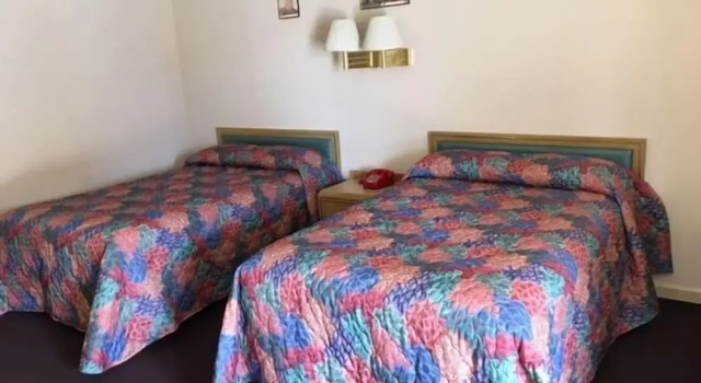 Номер Standard Colonade Motel