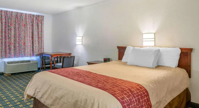 Номер Deluxe Knights Inn - Hilliard