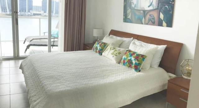 Le Marina Bay 1003 - Condo 6 People, Sunny Isles, Varaa Hotelli Hotellit Miami Beach uima-altaalla, Uima-allas