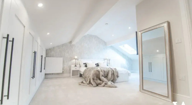 Апартаменты Luxury Velvet Apartments - 10 Park Square East