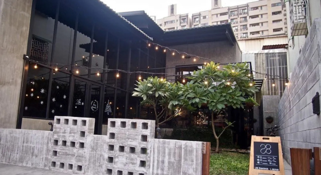 28 The Loft