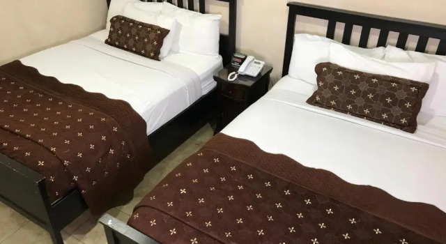 Четырёхместный номер Standard Nite Inn at Universal City - Walking Distance to Universal Studios Hollywood