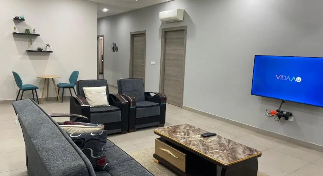 Queens View Apartment