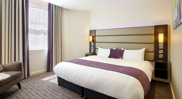 Premier Inn Gloucester - Longford, Varaa Hotelli Hotellit Merseyside aamiaisella, Aamiainen