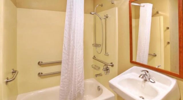 Четырёхместный люкс Candlewood Suites Fort Stockton by IHG