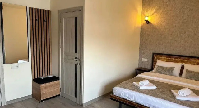 Lincoln Hotel, Buchen Sie Hotel Jerewan 