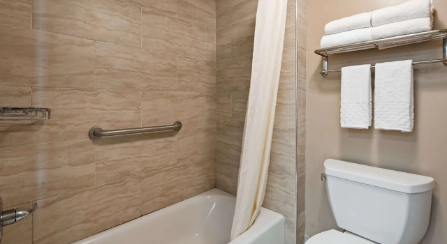 Четырёхместный номер Standard Spark By Hilton Biloxi Ocean Springs