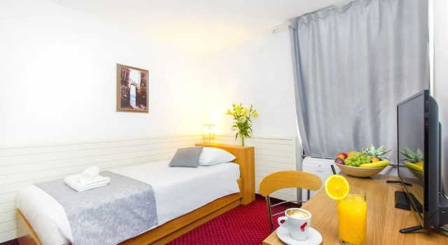 Одноместный номер Standard с видом на город Hotel Jadran