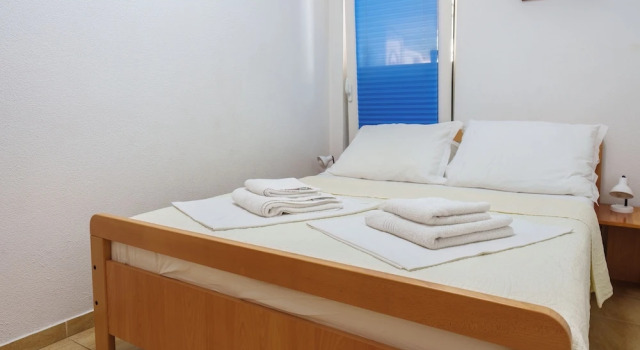 Sea View Apartment for 2-3 People - Family