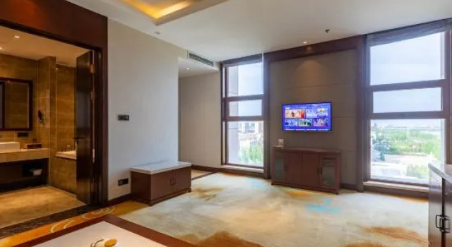 Люкс Century Dynasty Hotel