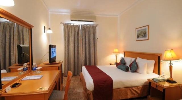 Falaj Daris Hotel, Book Hotel Hotels in Ad Dakhiliyah with Parking, Parking