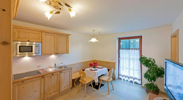Апартаменты c 1 комнатой с балконом Caravan Park Miravalle