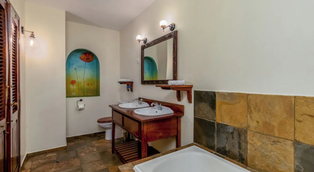 Номер Standard The Emin Pasha Hotel & Spa Kampala