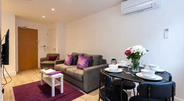Modern Apartment in Manchester, Sleep 4, Varaa Huoneisto Asunnot kohteessa Merseyside, Huoneisto