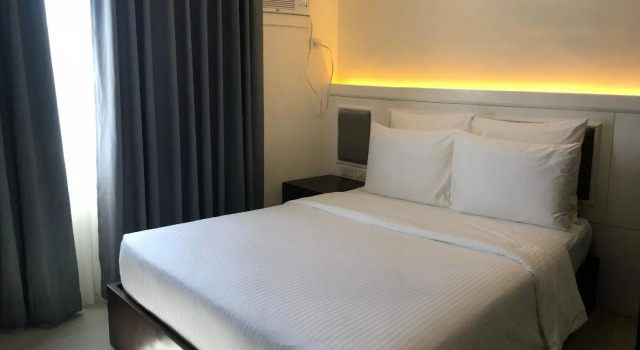 Люкс Sotogrande Iloilo Hotel